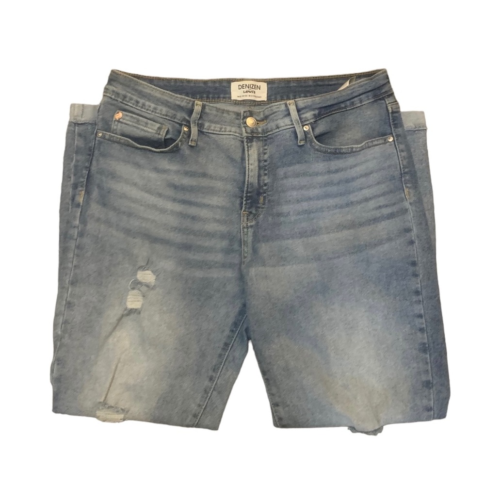 COPY - Levi’s Mid Rise Boyfriend Jeans